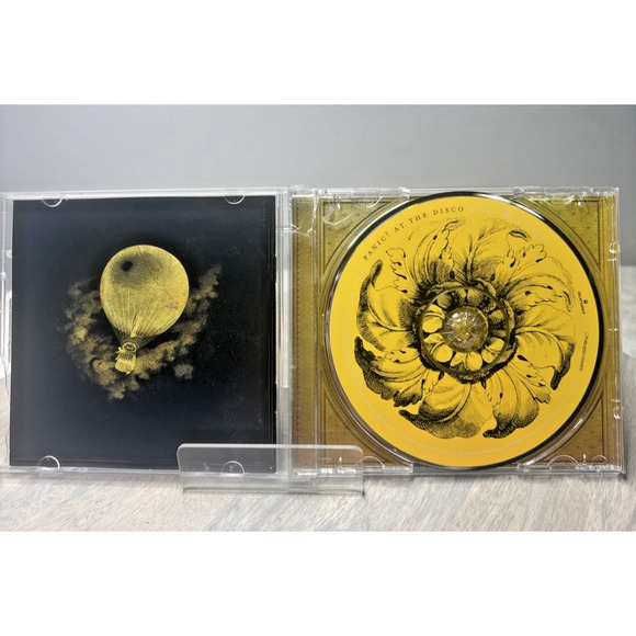 Panic! At The Disco – Pretty. Odd. (CD, 2008) Pop Rock / Brendon Urie - Picture 3 of 5